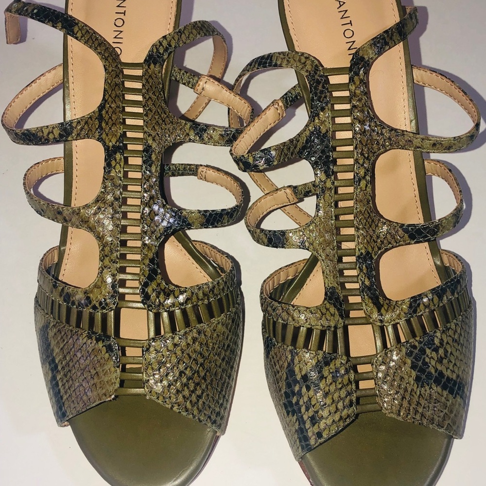 New Antonio Melani Green Snake Sandals Size 9.5 - Picture 5 of 7